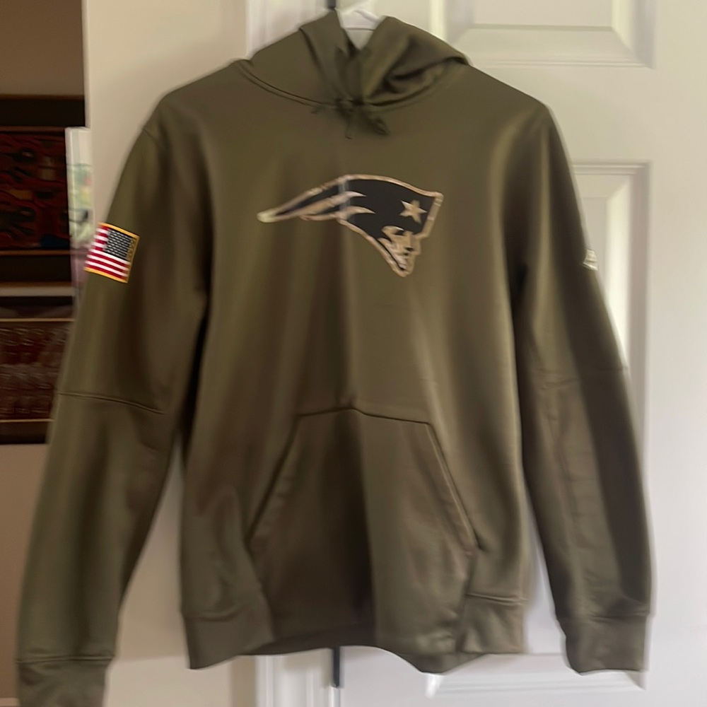 Official NFL Patriots hoodie Youth L